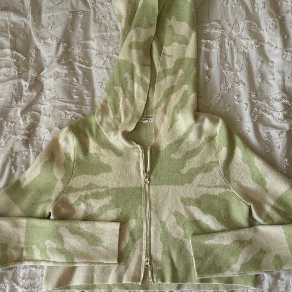 PacSun S Mint and Cream Zip-Up Hoodie